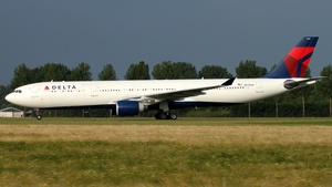 Photo of N811NW - Airbus A330-323 operated by Delta Air Lines