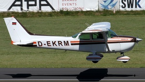 Photo of D-EKRM - Cessna 172P Skyhawk II operated by Luftsportverein Rietberg