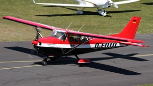 Photo of D-EOTO - Reims-Cessna F172N Skyhawk operated by Flugschule Stahnke