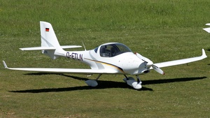 Photo of D-ETLN - Aquila A210 operated by Hanseatischer Fliegerclub Frankfurt