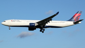 Photo of N802NW - Airbus A330-323 operated by Delta Air Lines