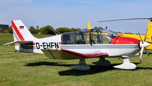 Photo of D-EHFN - Robin DR400/180R Remorqueur operated by Rhönflug Hünfeld