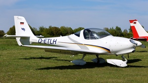 Photo of D-ETLH - Aquila A210 operated by Hanseatischer Fliegerclub Frankfurt