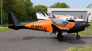 Photo of D-MTLG - Blackwing Sweden 650 RG operated by Zeitmaschine Aviation