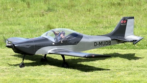Photo of D-MUDB - Breezer B400 operated by Private