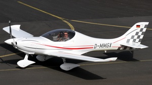 Photo of D-MMGX - AeroSpool WT9 Dynamic operated by FunFlight Flugschule Münster