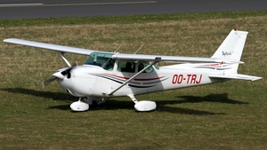 Photo of OO-TRJ - Reims-Cessna F172P Skyhawk II operated by Limburgse Vleugels