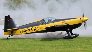 Photo of D-EYOO - Extra EA-330SX operated by Private