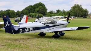 Photo of D-MIPL - Roland Z-602 operated by Private
