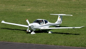 Photo of D-EKII - Diamond DA40 Diamond Star operated by Flugsportclub Odenwald