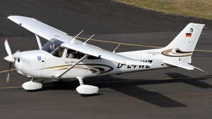 Photo of D-EVWZ - Cessna 172S Skyhawk SP operated by Fliegergruppe Leutkirch