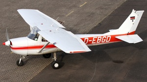 Photo of D-EBGD - Reims-Cessna F150J operated by Aero-Club Herzogenaurach