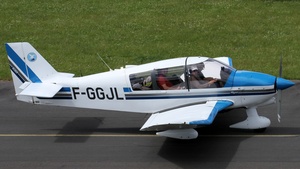 Photo of F-GGJL - Robin DR400/180 Régent operated by Aéro-Club Les Alcyons d'Issy-Les-Moulineaux