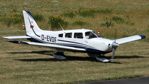 Photo of D-EVOF - Piper PA-28-181 Archer III operated by Luftsportverein Vilshofen
