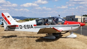 Photo of D-ESIA - Robin DR400/200R Remorqueur operated by Private