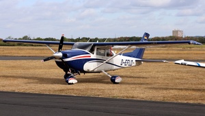 Photo of D-EFLO - Cessna 182T Skylane operated by Private