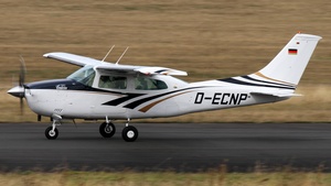 Photo of D-ECNP - Cessna T210K Turbo Centurion operated by Private
