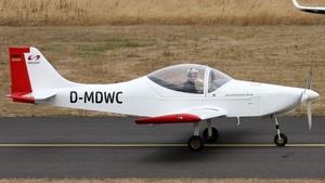 Photo of D-MDWC - Breezer B400 operated by Private