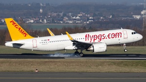 Photo of TC-NBD - Airbus A320-251N operated by Pegasus Airlines