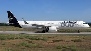 D-AIEQ