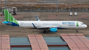 Photo of VN-A227 - Airbus A321-211 operated by Bamboo Airways