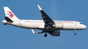 Photo of B-30ET - Airbus A320-251N operated by China Eastern Airlines