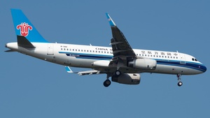 Photo of B-9911 - Airbus A320-232 operated by China Southern Airlines
