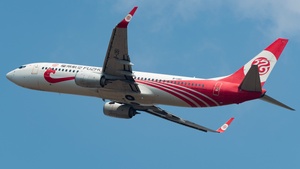 B-1351 - Boeing 737-8AL