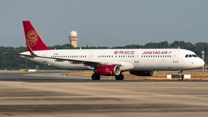 Photo of B-1001 - Airbus A321-231 operated by Juneyao Air