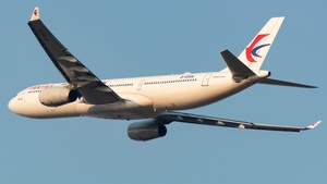 Photo of B-6506 - Airbus A330-343 operated by China Eastern Airlines