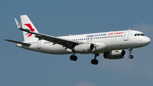 Photo of B-8228 - Airbus A320-232 operated by China Eastern Airlines