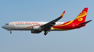 Photo of B-5540 - Boeing 737-84P operated by Hainan Airlines