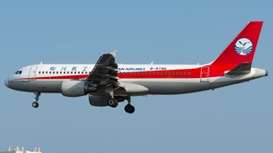 Photo of B-8186 - Airbus A320-214 operated by Sichuan Airlines