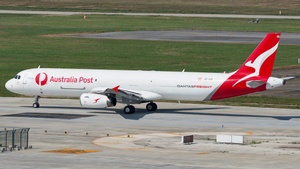 Photo of OE-IGR - Airbus A321-231(P2F) operated by AerCap