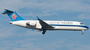 Photo of B-652M - COMAC C909 operated by China Southern Airlines