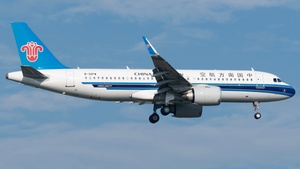 Photo of B-32FW - Airbus A320-251N operated by China Southern Airlines