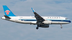 Photo of B-9959 - Airbus A320-232 operated by China Southern Airlines