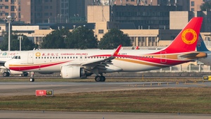 Photo of B-32ES - Airbus A320-251N operated by Chengdu Airlines