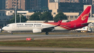Photo of B-1330 - Boeing 737-87L operated by Kunming Airlines