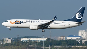 Photo of B-5786 - Boeing 737-85N operated by Shandong Airlines