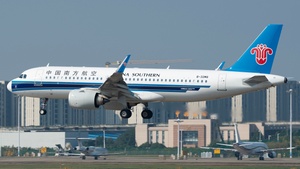 Photo of B-32MQ - Airbus A320-251N operated by China Southern Airlines