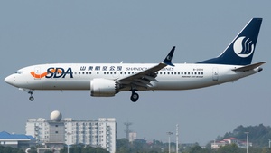 Photo of B-20D0 - Boeing 737 MAX 8 operated by Shandong Airlines