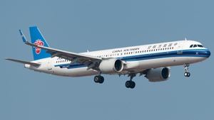 Photo of B-32M3 - Airbus A321-251NX operated by China Southern Airlines