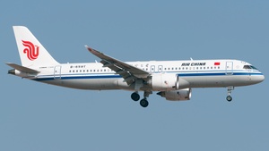 Photo of B-659T - COMAC C919-100ER operated by Air China