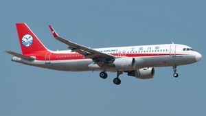 Photo of B-1885 - Airbus A320-214 operated by Sichuan Airlines
