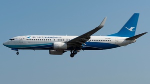 B-1300 - Boeing 737-85C