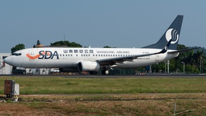 B-5452 - Boeing 737-85N