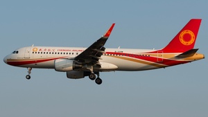 Photo of B-329W - Airbus A320-214 operated by Chengdu Airlines