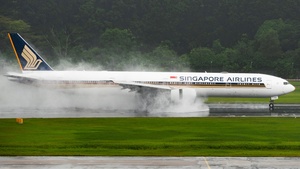 Photo of 9V-SNC - Boeing 777-312(ER) operated by Singapore Airlines