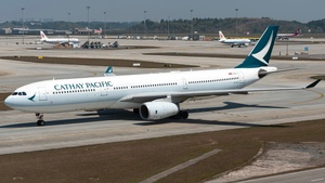 Photo of B-HLO - Airbus A330-343 operated by Cathay Pacific Airways